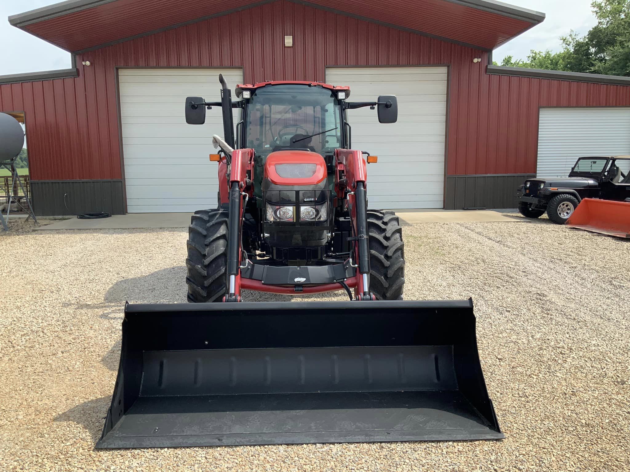 Best Supplier of Premium Quality Original Case I.H Farmall 115U Agricultural Tractor - Image 3