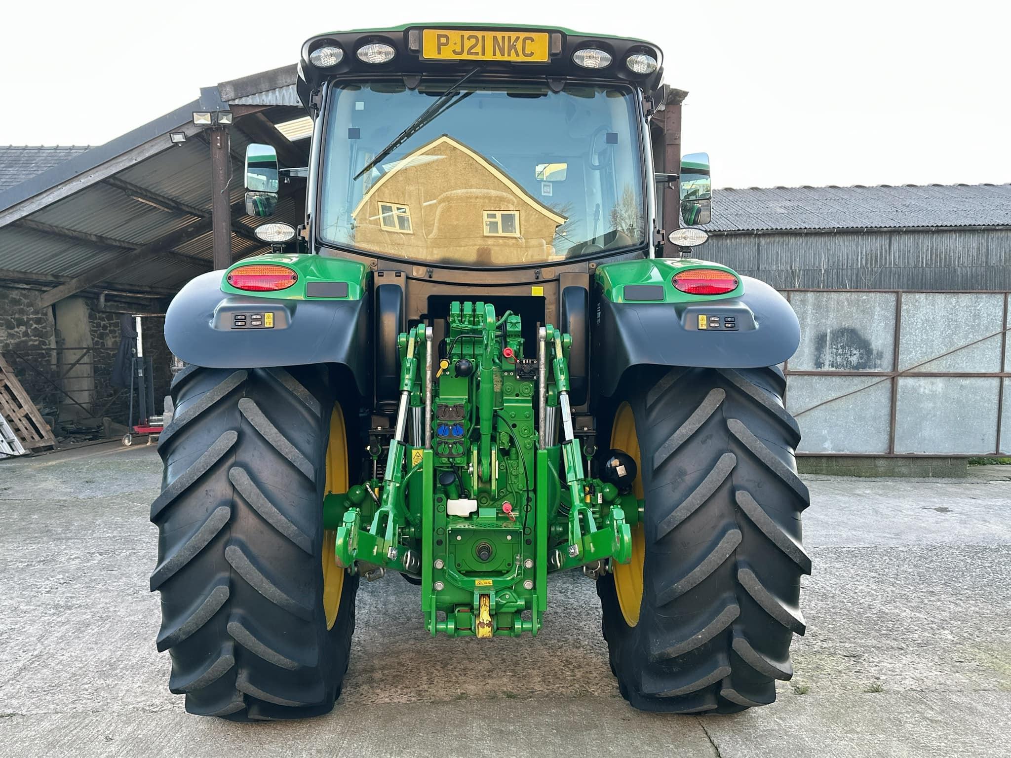 130 Multifunctional Tractor With AC and Cabin 4X4 Johnn-Deere 6130R Tractor Model for Sale - Image 2